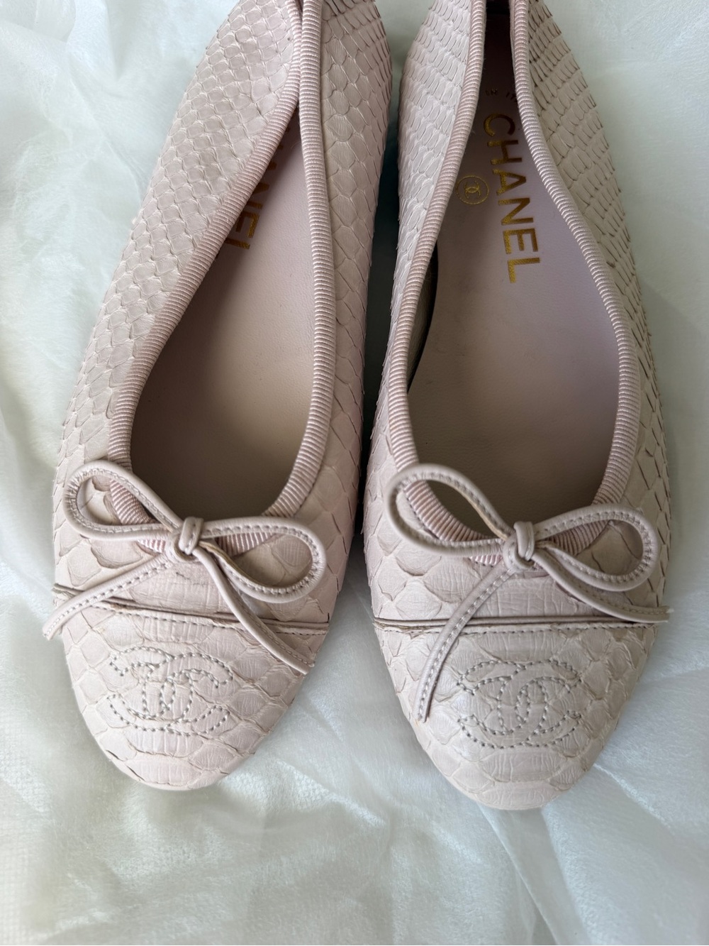 CHANEL Pale Pink Python Leather Ballet Flats with Bow